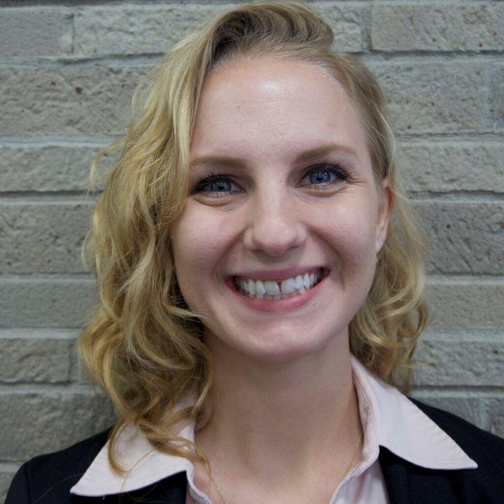 Deborah Weinheimer headshot