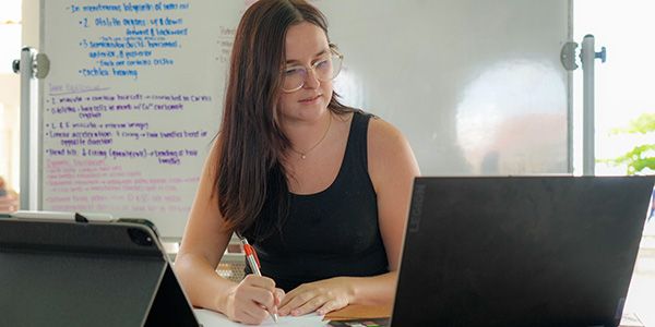 SGU student studying