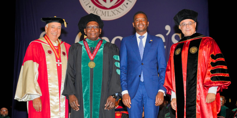 Dr. Dolland Noel receives his distinguished service medal
