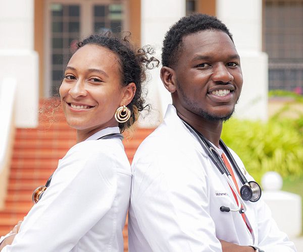 2 SGU graduates back to back